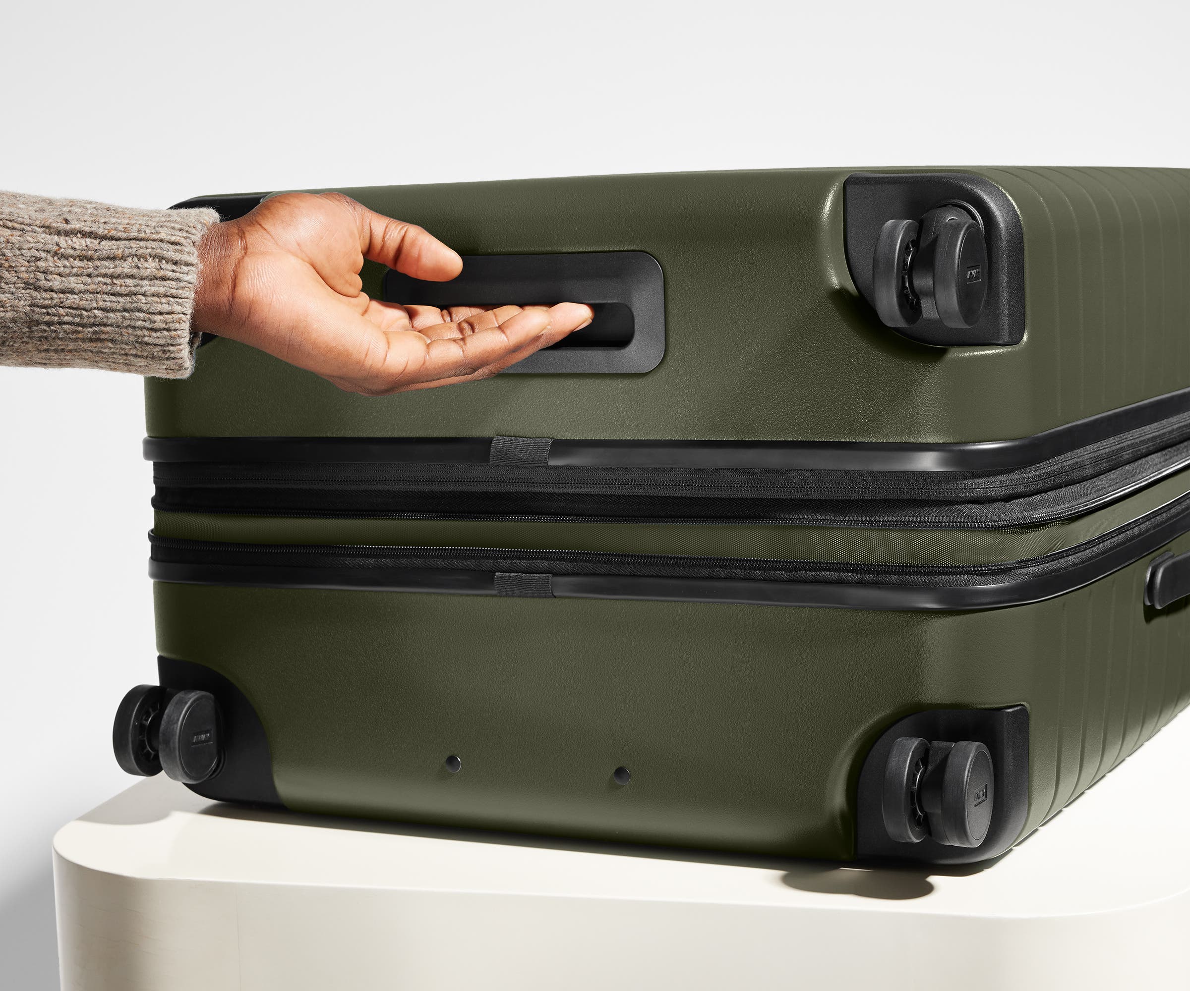The Large Flex in Olive Green