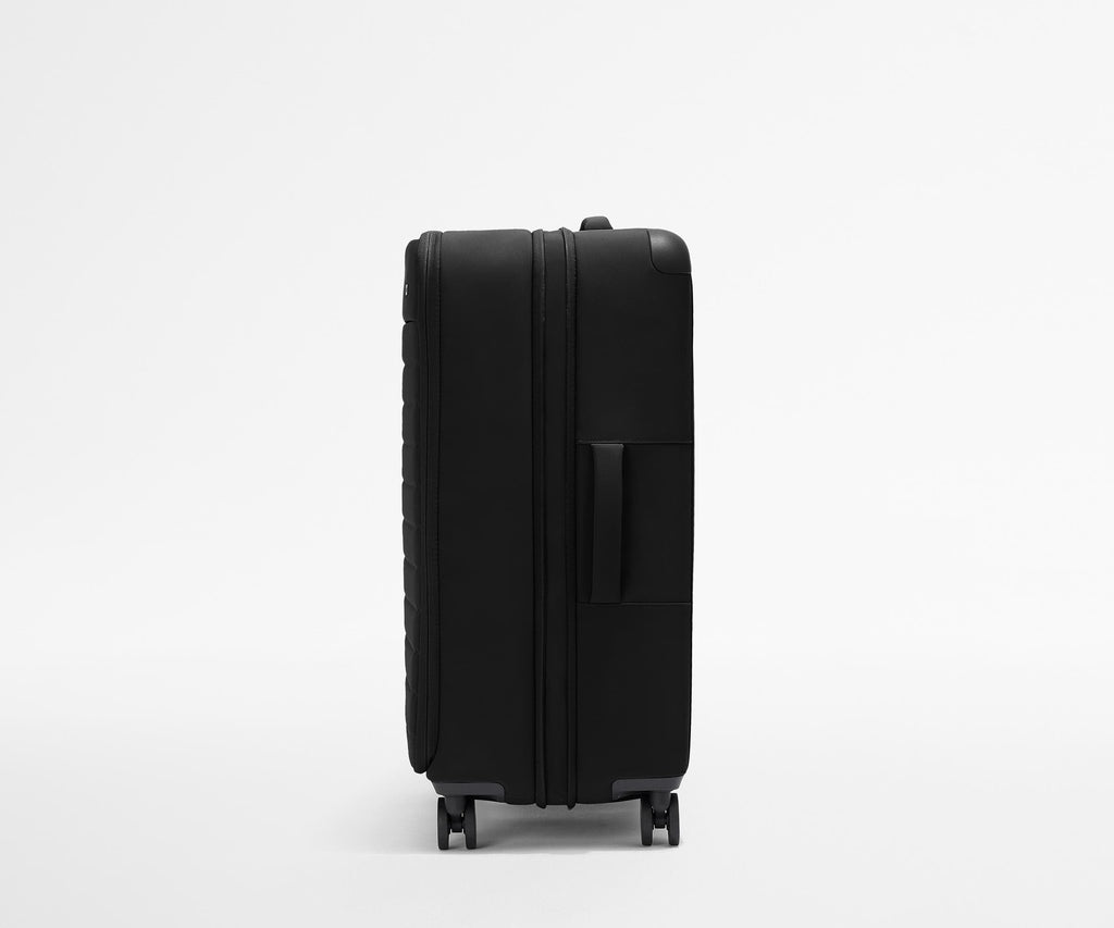 Softside Large in Jet Black